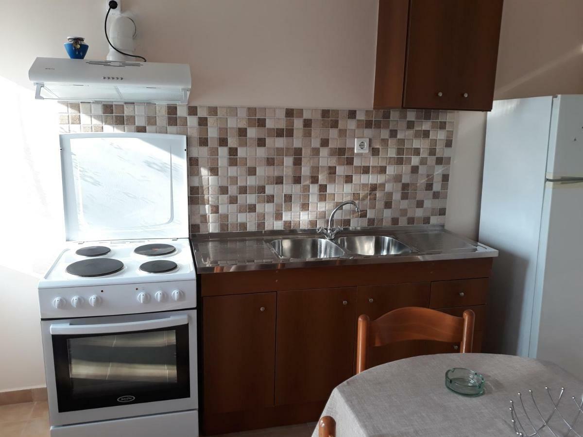 Maria Guesthouse Κίνι Εξωτερικό φωτογραφία